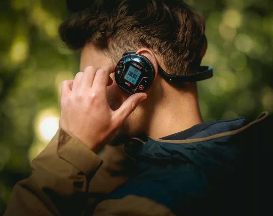 XP WS6 fejhallgato fülön